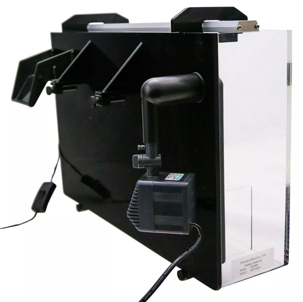 CPR Aquatics Deluxe AquaFuge2 Hang-On Refugium - Medium w/ Light